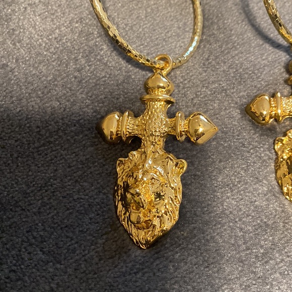 24k Gold Lion Cross Hoop Earrings - Picture 9 of 9